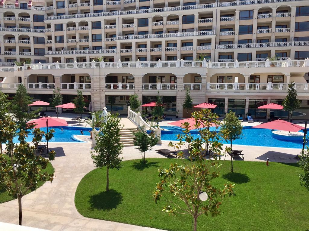Psb Apartments In South Bay Varna Buitenkant foto